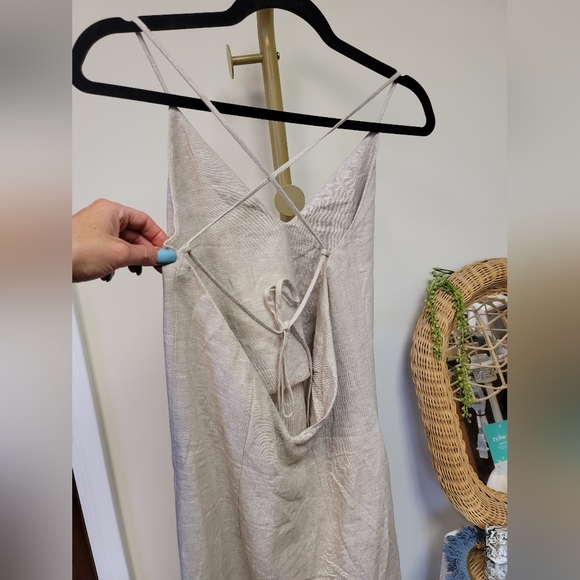 Revolve Krisa Khaki Dress Size XSmall - Picture 2 of 7